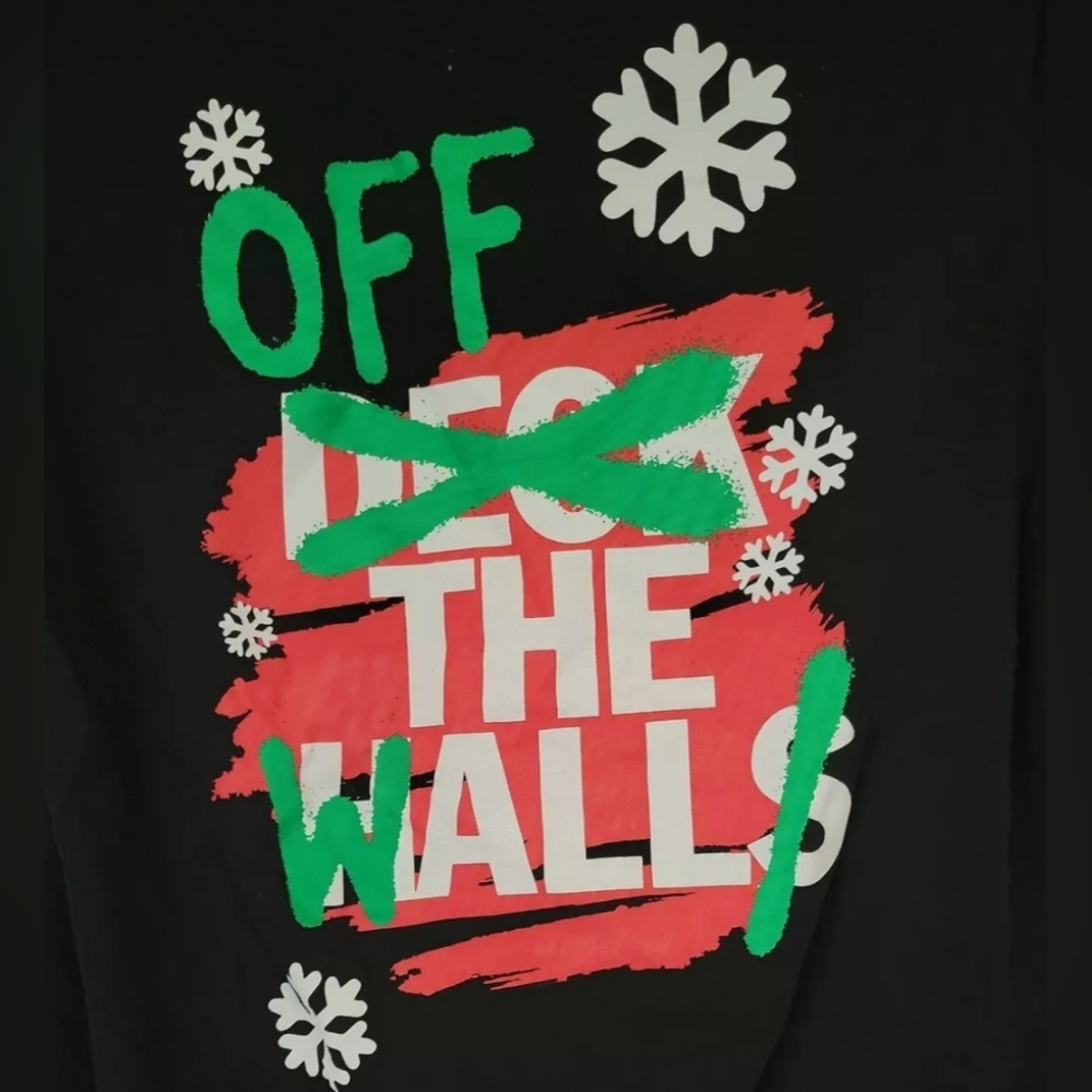 Vans Off The Wall Deck The Halls Christmas Skateboard T-Shirt